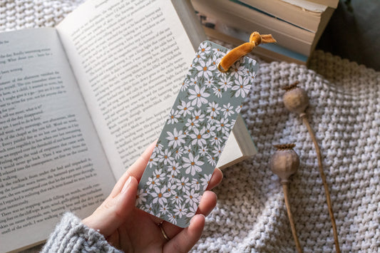 Daisy Chains Bookmark